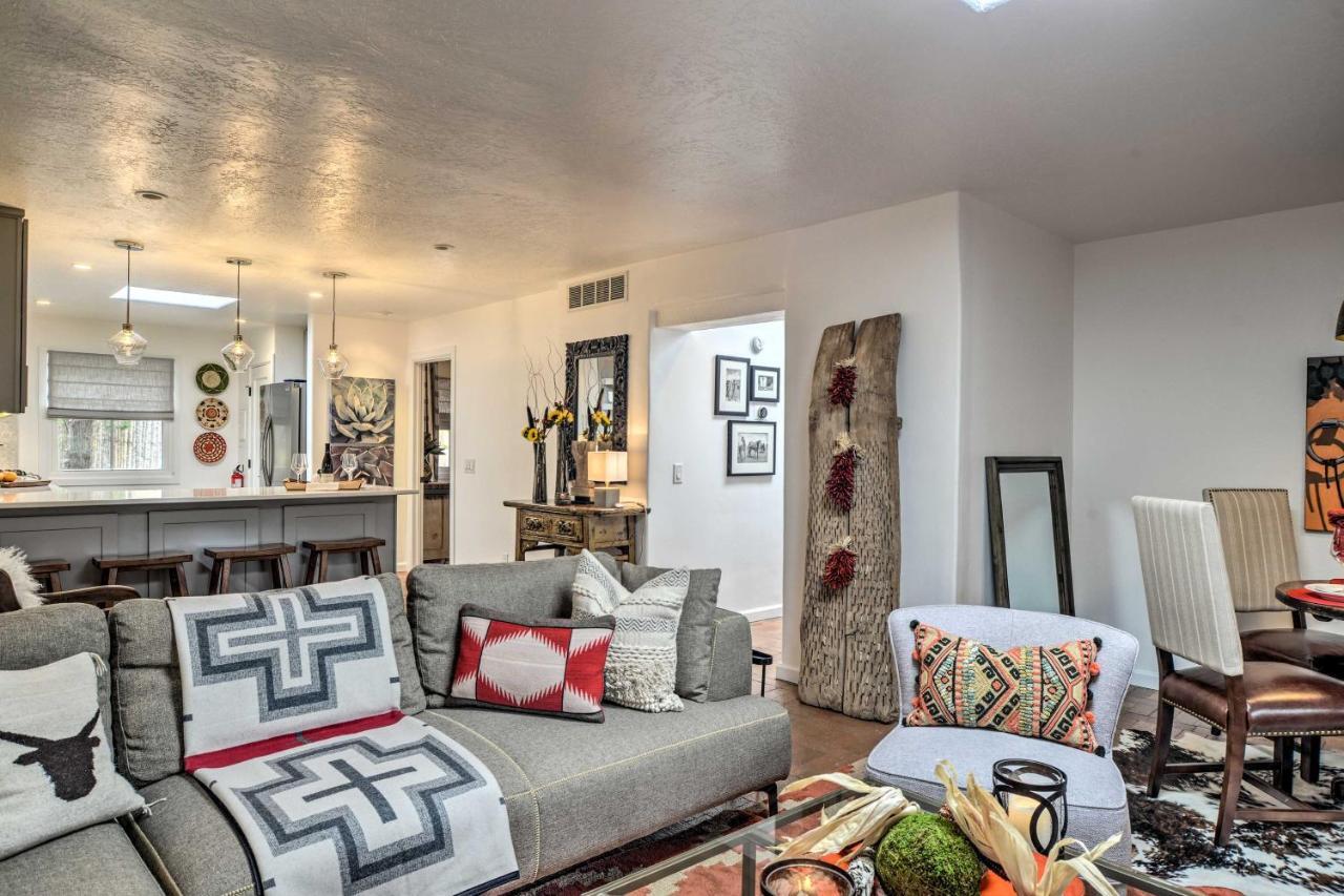 Modern Bungalow With Charm Less Than 2 Mi To Plaza Santa Fe